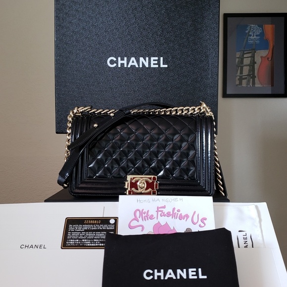 CHANEL Handbags - Chanel boy medium black bag